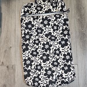 Vera BRADLEY Floral Black and White Garment Bag